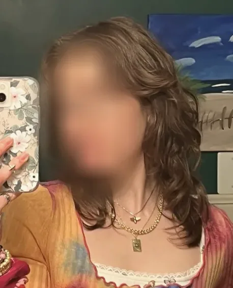 Melina, 20