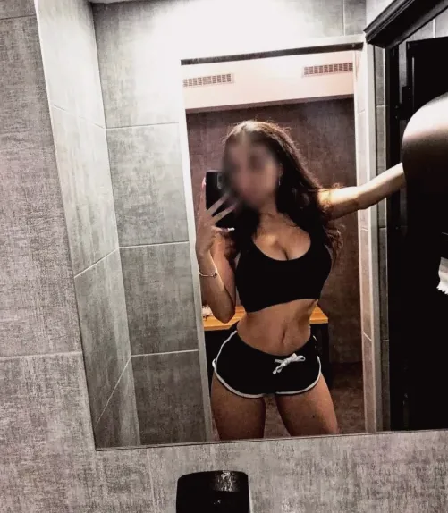Nadja, 31