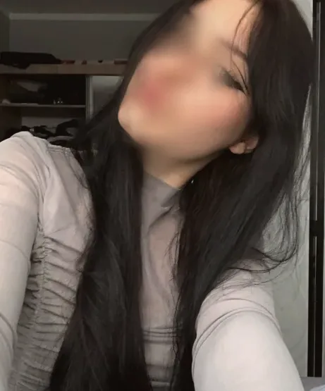Pia, 20